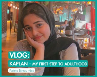 Vlog: Kaplan - My First Step to Adulthood_International Student Blogger_Fatima Bintay Abid_Fatima in a cafe_featured image