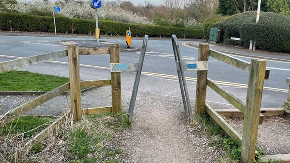 Access control barrier (A Frame)