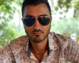 Photo of Dan Petrosian
