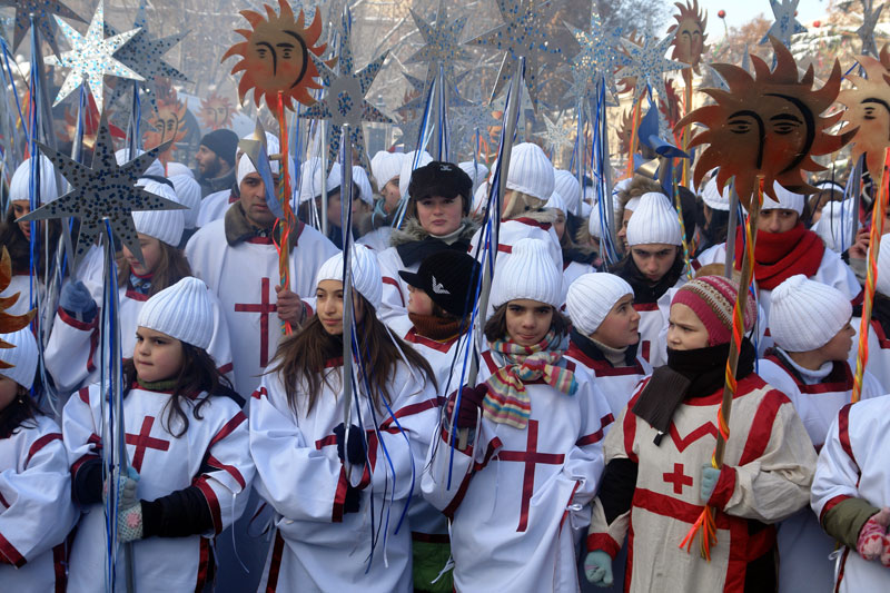 International Student Blogger - Alilo, traditional Georgian Christmas parade