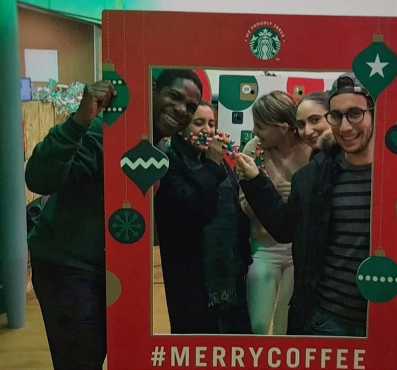 Christmas Starbucks-Regent Street-International Student Blogger-Dennis Montagano
