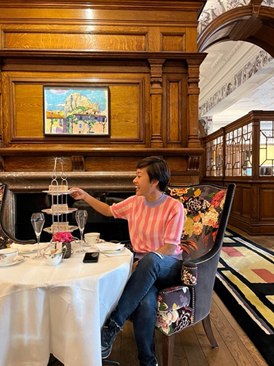 Afternoon tea in the Drawing Room at Brown's Hotel_400