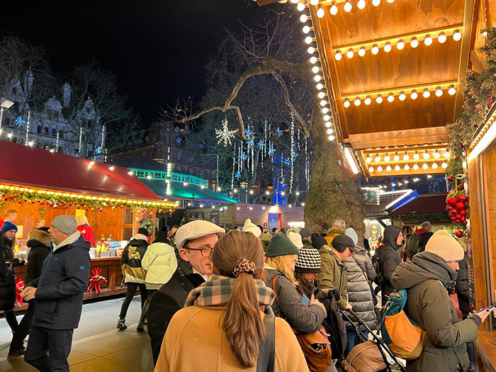 Christmas Market_700