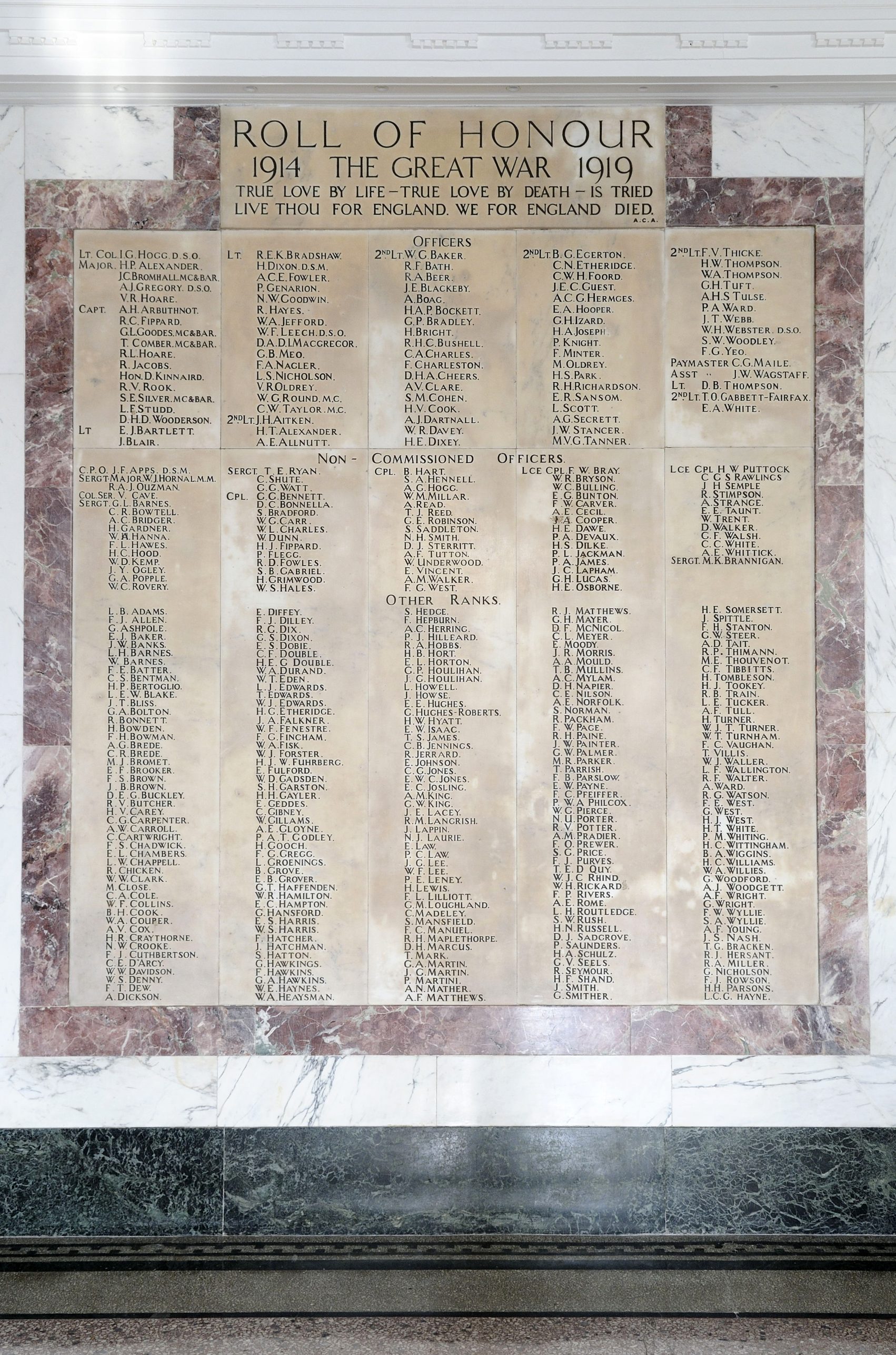 Photo of the World War One memorial in 309 regent street