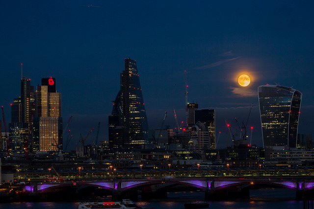 Moonrise over the London, as see from Waterloo Bridge on Nov. 13, 2016. Credit and copyright: Owen Llewellyn.