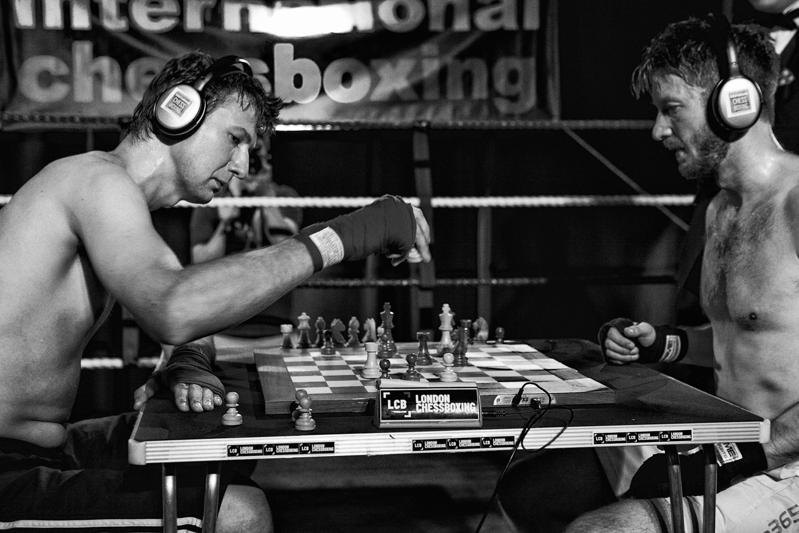 Chessboxing: Combining physical strength with intelligence