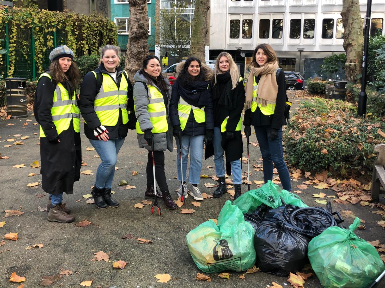In 2019, WBC and JuniorISIT teamed up to collect 8 bags of litter across City of Westminster, as part of MeGoGreen campaign. 