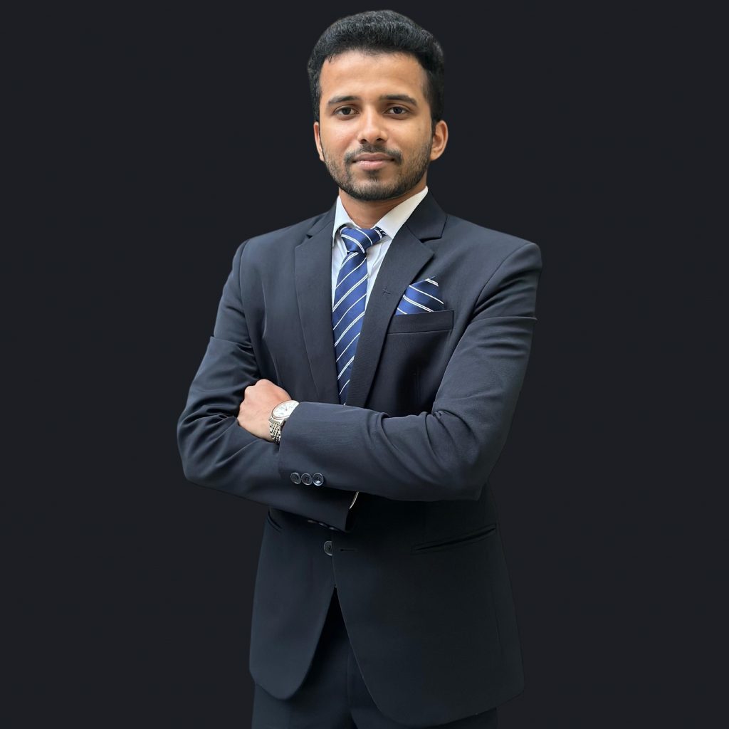 Portrait photo in suit.